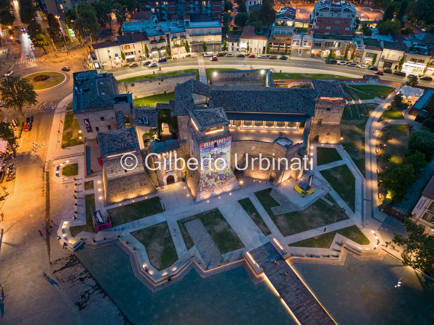 castello notturno