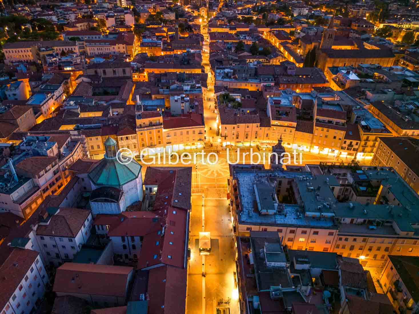 piazza tre martiri sera F