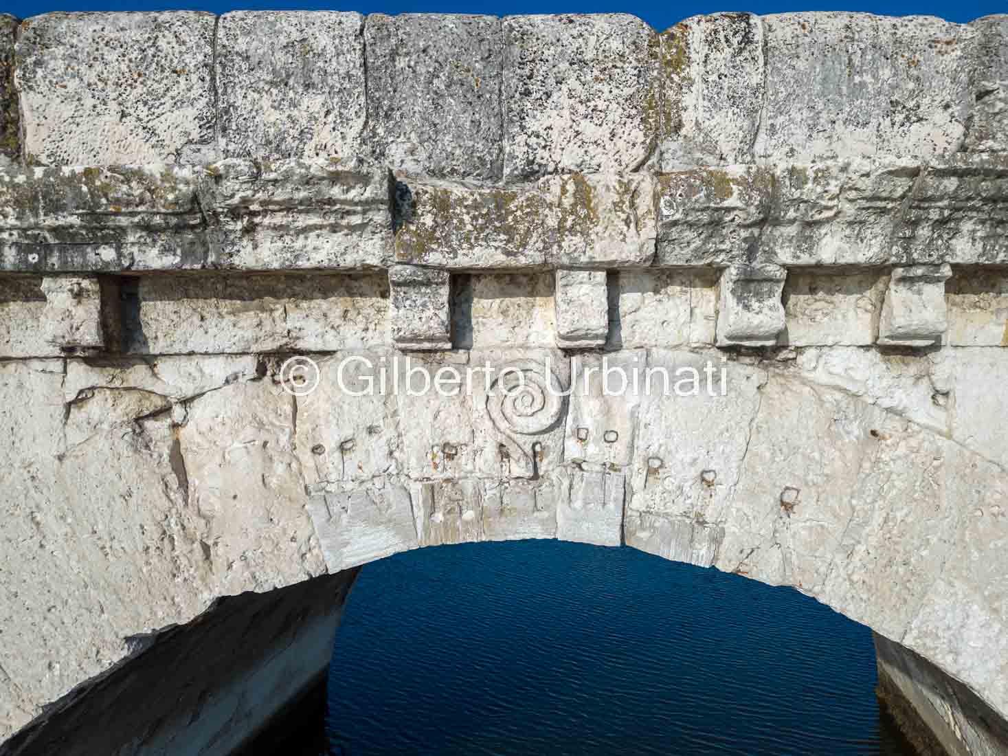 ponte simbolo 3