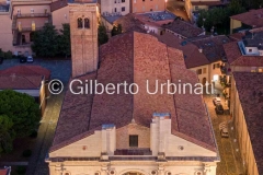 Tempio notturno verticale